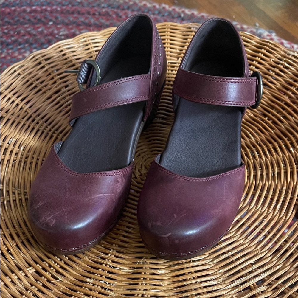 Dansko Women's Burgundy Mary Jane Clogs Size 38